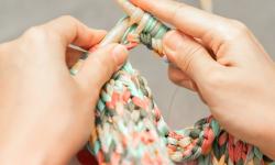 Featured image of post Knitting